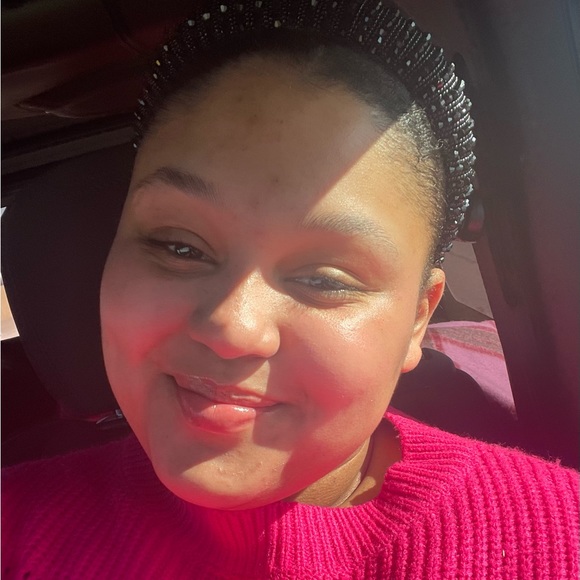 Meet your Posher, Aubrey - Picture 1 of 1